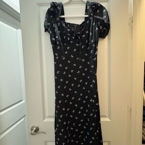Elegant Black Dress with White Pattern